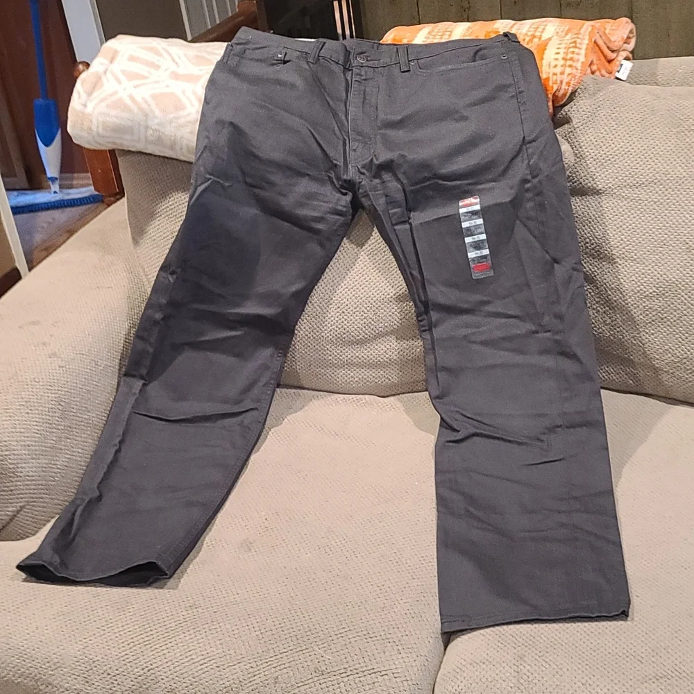 Nwot men's Levi's regular fit straight stretch pants jeans size 38x32